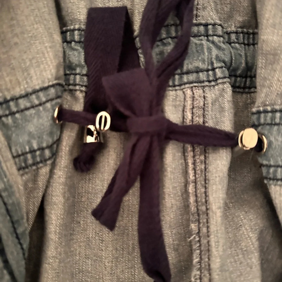 Women’s Vintage Cotton Chambray Zip Jacket With Hood - Picture 7 of 10